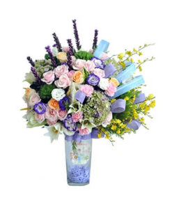 Hoa cắm bình đẹp để bàn phù hợp cho tân gia